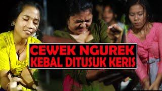 CEWEK YANG VIRAL NGUREK  TU5UKKAN KERIS KE DADA