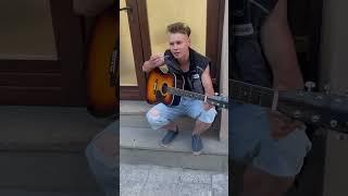 Львов украинский юноша на требование «не петь Цоя пч на русском»