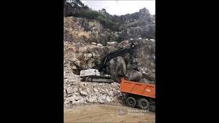 Hidromek 30 toneladas trabajando en cantera de Pontevedra