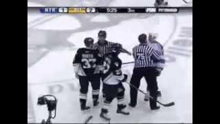 Jarkko Ruutu vs. Sean Avery