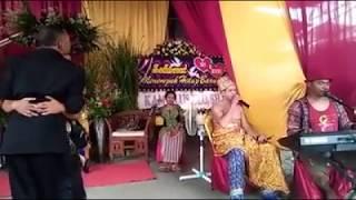 Kolaborasi Dansa Timor dan Lagu Ambon  Acara Nikah Di Jelambar - Jakarta 2018 