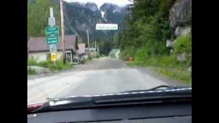 Drivng into Hyder Alaska USA..what? No Border??