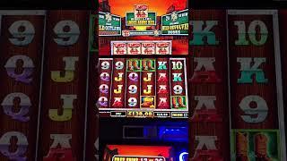 Wild Outlaws  MAX Free Spins on LOWEST STAKE