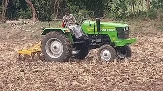 3040 Indo Farm Tractor performance
