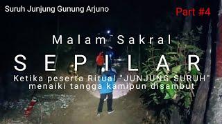 Malam itu suasana semakin sakral ketika Iring²an Junjung Suruh menapaki tangga candi #Sepilar #4