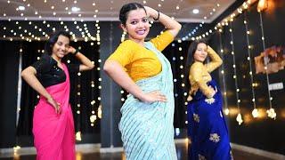 Beautiful Sangeet Performance  Bride Solo Dance Performance  Indian Wedding Sangeet  Bride Dance