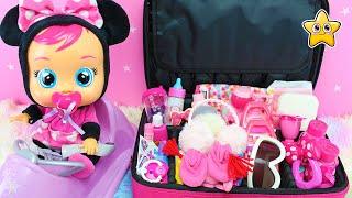 BEBÉS LLORONES Minnie  Aprende como Preparar la MALETA PAÑALERA de VIAJE - CRY BABIES