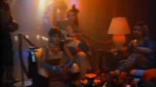 Pat Benatar - Love Is A Battlefield