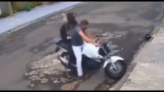 Funny Man tries to steal scooter - #robbery