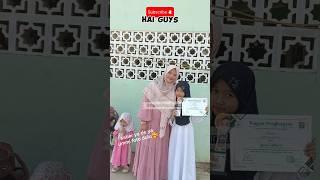 SABAR YA DEK YA UMMI MAU FOTO DULU 