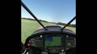 Landing @ Old Warden #microsoftflightsimulator #aviation #oldwarden #shorts #carboncub #uk #ga #stol