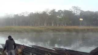 Chitwan Jungle Nepal - Canoe Ride