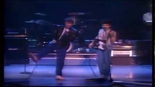 Hall & Oates - Sara Smile  Wait For Me Live - STEREO