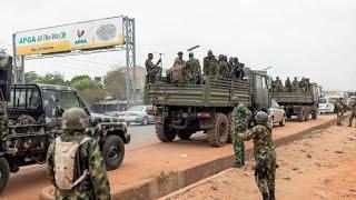 HAPPENING IN AWKA ANAMBRA STATE AS 3 TRUCK LOAD OF SOLDIERS ENTERING THE UNIVERSITY COMMUNITY