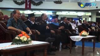 Penganugerahan Gelar Doktor Honoris Causa kepada Ir. Tri Rismaharini. MT