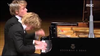 Schubert Fantasie in F minor - Lucas & Arthur Jussen