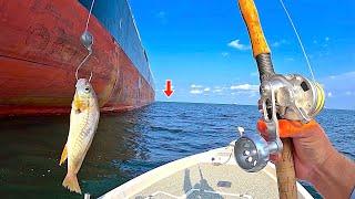 Fishing a LIVE CROAKER under this FREIGHTER Ship in the GULF of MEXICO