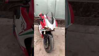 YAMAHA R1 vs DUCATI PANIGALE 1199  STOCK Exhaust Sound Comparison #r1 #1199 #shorts #moto #2024