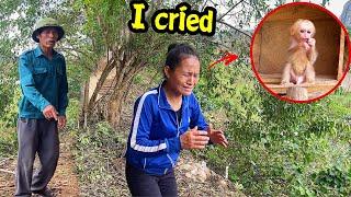 Single girl cries when hearing news about poor baby monkey from kind old man