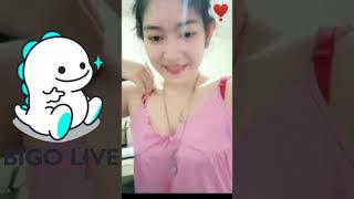 BIGO HOT MAHASISWI CANTIK LIVE CUMA PAKE LINGERIE