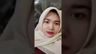 Desah Desah manja live sambil pamer payudara