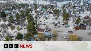 Russia-Kazakhstan floods High water levels swamp Orenburg houses  BBC News