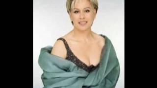 Dame Kiri Te Kanawa sings All mein Gedanken & Morgen by Richard Strauss - COUGHS IN BETWEEN