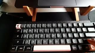 can akko 3068B thock? - Maxfit67 and Akko Black and Pink Keycaps ASA Profile