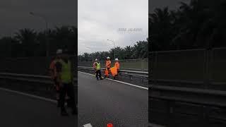 #TABRAKANMAUT #HIGHWAY #SEREMBAN #MALAYSIA         TABRAKAN DI MALAYSIA  highway  TOL MALAYSIA