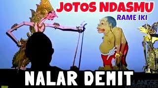 Wayang kulit lucu Ki dalang Seno Nugroho