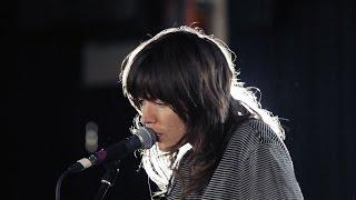 Courtney Barnett - Pedestrian At Best  Guardian Sessions