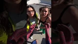 THIS MOM WANTS SPIDER-MAN TO BE HER CRAZY DAUGHTERS BOYFRIEND #spiderman #mom #love #crazygirl