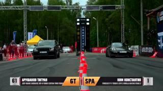 Jeep Grand Cherokee SRT 8 VS Porsche 911 turbo S