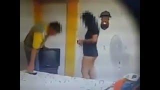 Hilarious Video Shows Naughty Woman Desperately Seducing TV Repairman