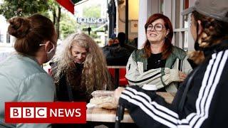 Australians celebrate end of 107-day Sydney Covid lockdown - BBC News