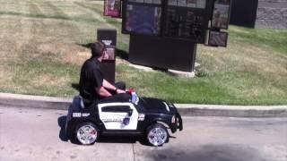 Delivering Donuts to Police in TOY CAR Prank 