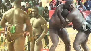 Thieye Bi Combat Balla Gaye Vs Tapha Tine Regarder Aziz Ndiaye et Balla Gaye