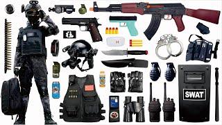 Open box special police weapon set toy AK47 Glock pistol grenade dagger