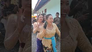 gadis bali sulawesi