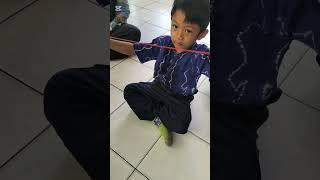 Karena Dunia Anak Itu Bermain #sekolah #kelas #anaktk #anakpintar #paudindonesia #meronce