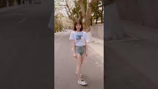 抖音美女：慢动作360度无死角