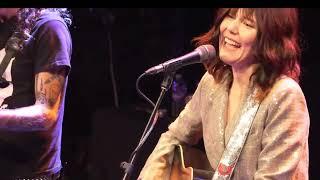 Molly Tuttle   Guild Theater -   4-1-23      Nite i