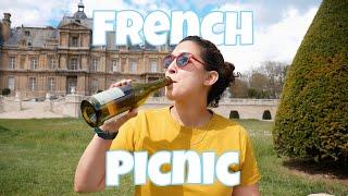 A dream picnic in PARIS.