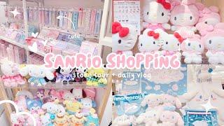 japan vlog  sanrio shopping store tour gachapon eating curry cinnamoroll 