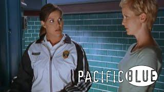 Azul Pacífico  Temporada 5  Episodio 20  Secuestrado  Jim Davidson  Paula Trickey