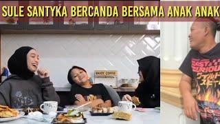 kang Sule dan santyka fauziah seru seruan bareng anak anak