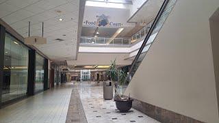 Mall stuck in the 1980s Days before Demolition