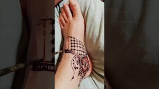 Feet mehndi Design for Eid shorts