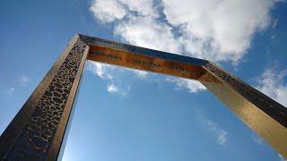 Der Dubai Frame Top Sehenswürdigkeiten in Dubai - der größte Bilderrahmen der Welt