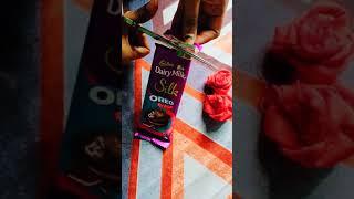 Dairy milk silk Oreo Red velvet chocolate  taste avarage.... price 80